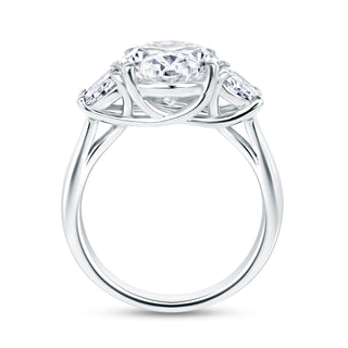 The Luma: 3CT Oval Cut Diamond in 14K Gold