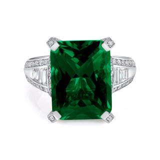 14.0 Ct Green Gemstone Ring in 4-Prong Setting