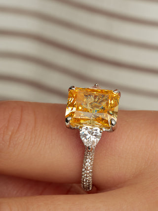 9.50 Ct Radiant Cut Yellow Gemstone Ring