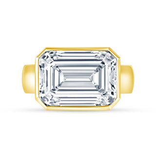 The Elara: 3CT Emerald Cut Diamond in 14K Gold