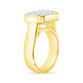 The Elara: 3CT Emerald Cut Diamond in 14K Gold