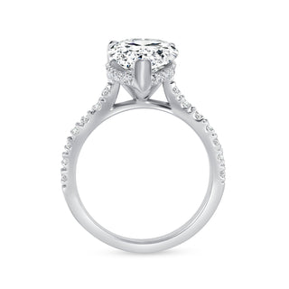 The Sarah: 3CT Pear Cut Diamond in 14K Gold