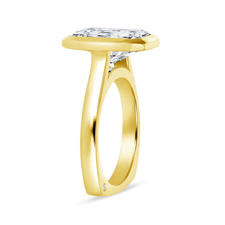 The Allison: 4CT Elongated Radiant Cut Diamond in 14K Gold