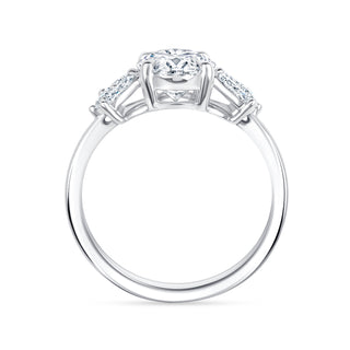 The Cleo: 3CT Oval Cut Diamond in 14K Gold