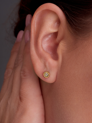 0.10 ct Diamond Bezel Set Solitaire Stud Earrings
